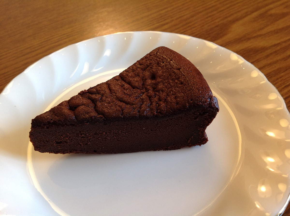 和三盆コテツガトーショコラ 1ホール（径17cm）